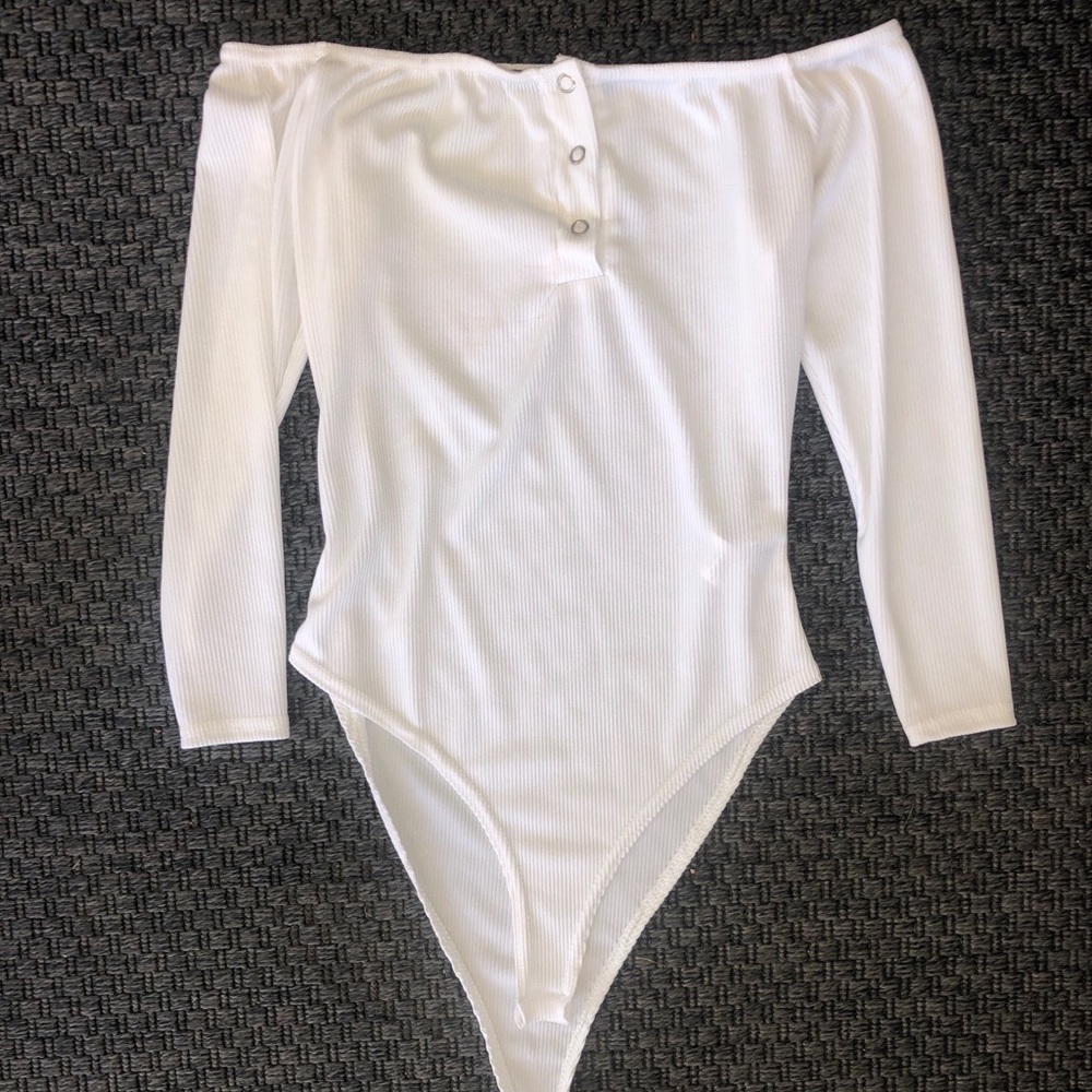 Off the shoulder rubbed bodysuit